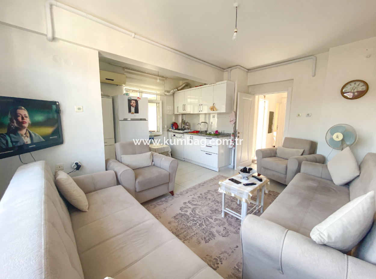 2 1 Wohnung Zum Verkauf Mit Grossem Balkon In Der Kumbag Market Street