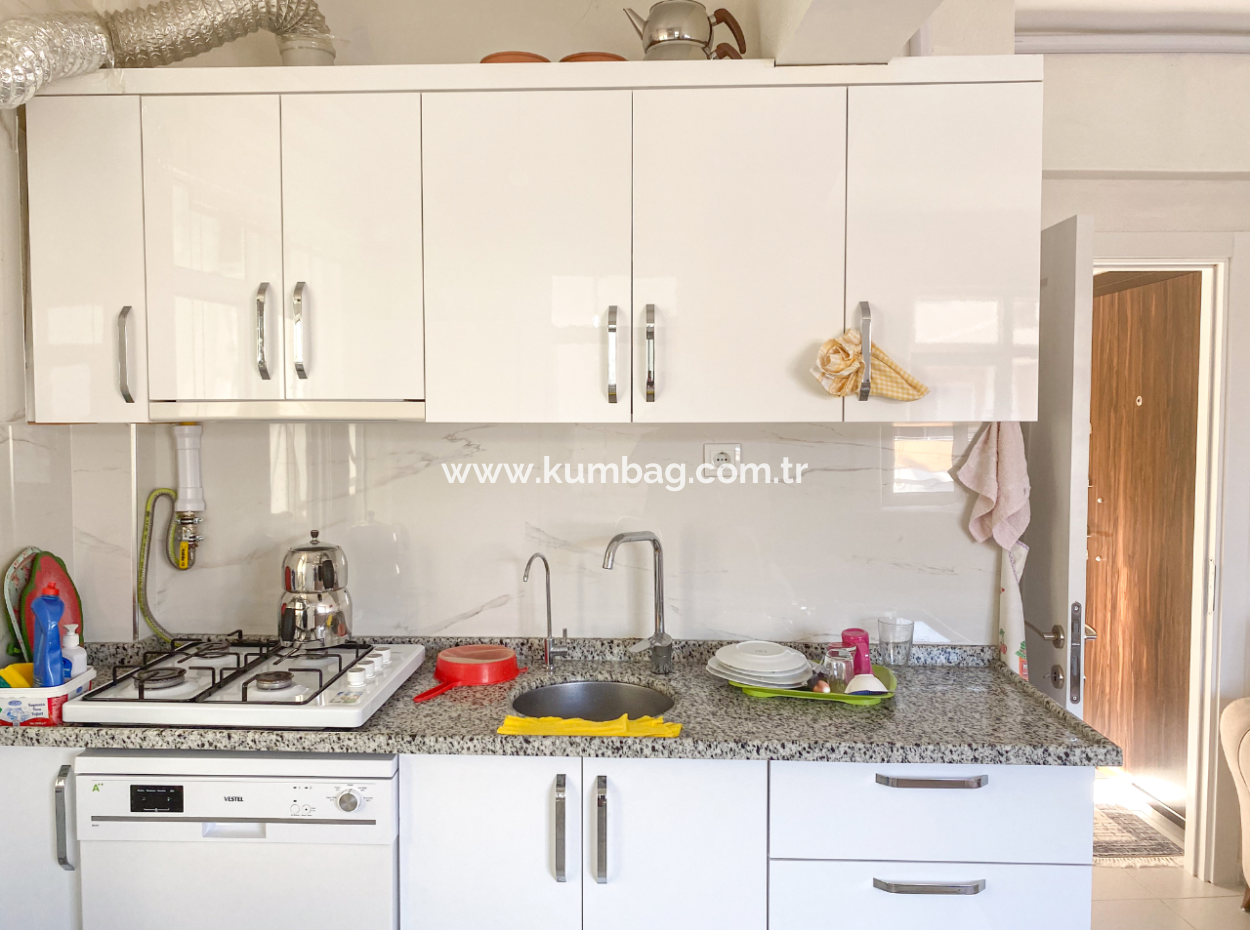 2 1 Wohnung Zum Verkauf Mit Grossem Balkon In Der Kumbag Market Street