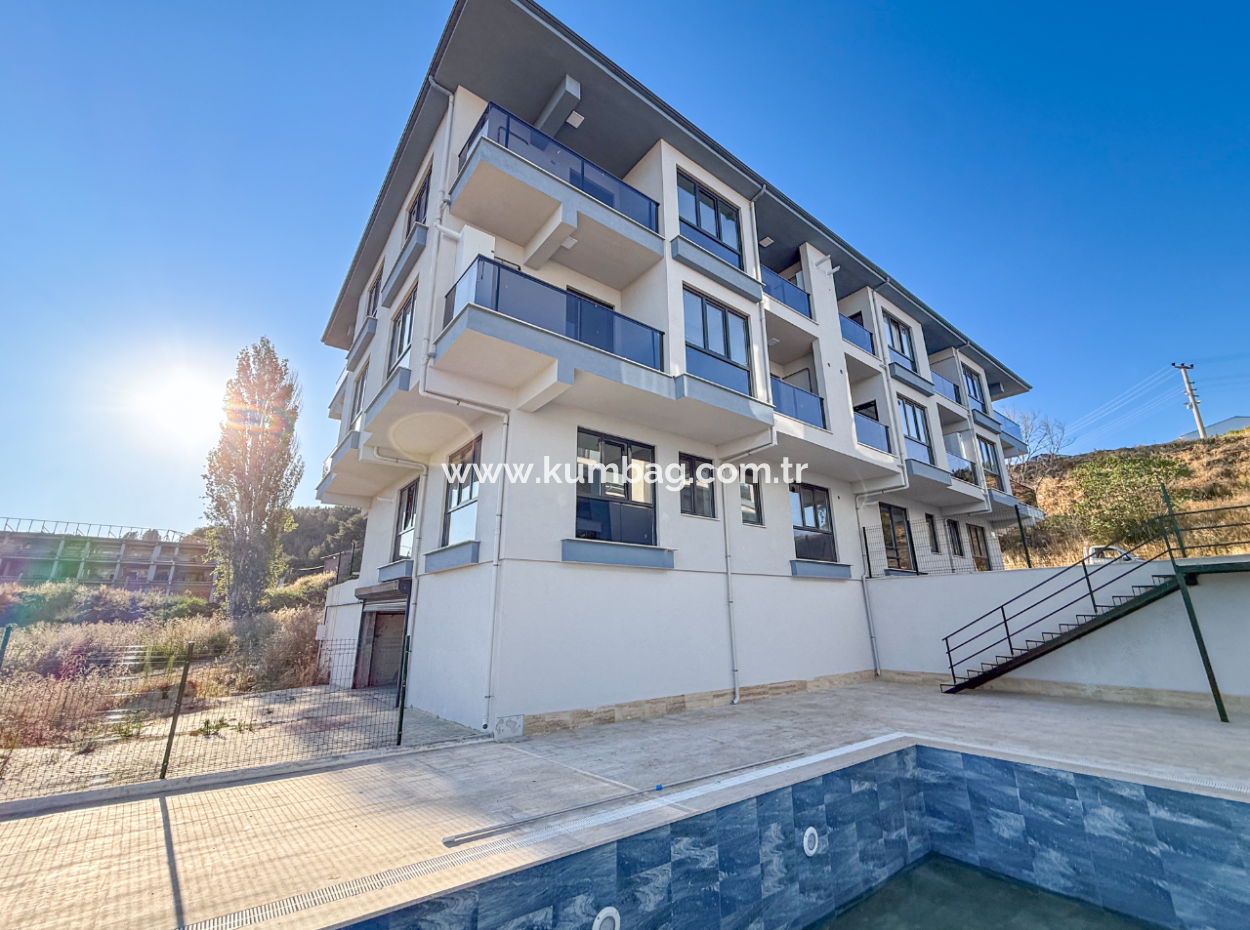 Geräumige, Luxuriöse 1 1 Wohnung Zum Verkauf In Barbaros Mit Meerblick