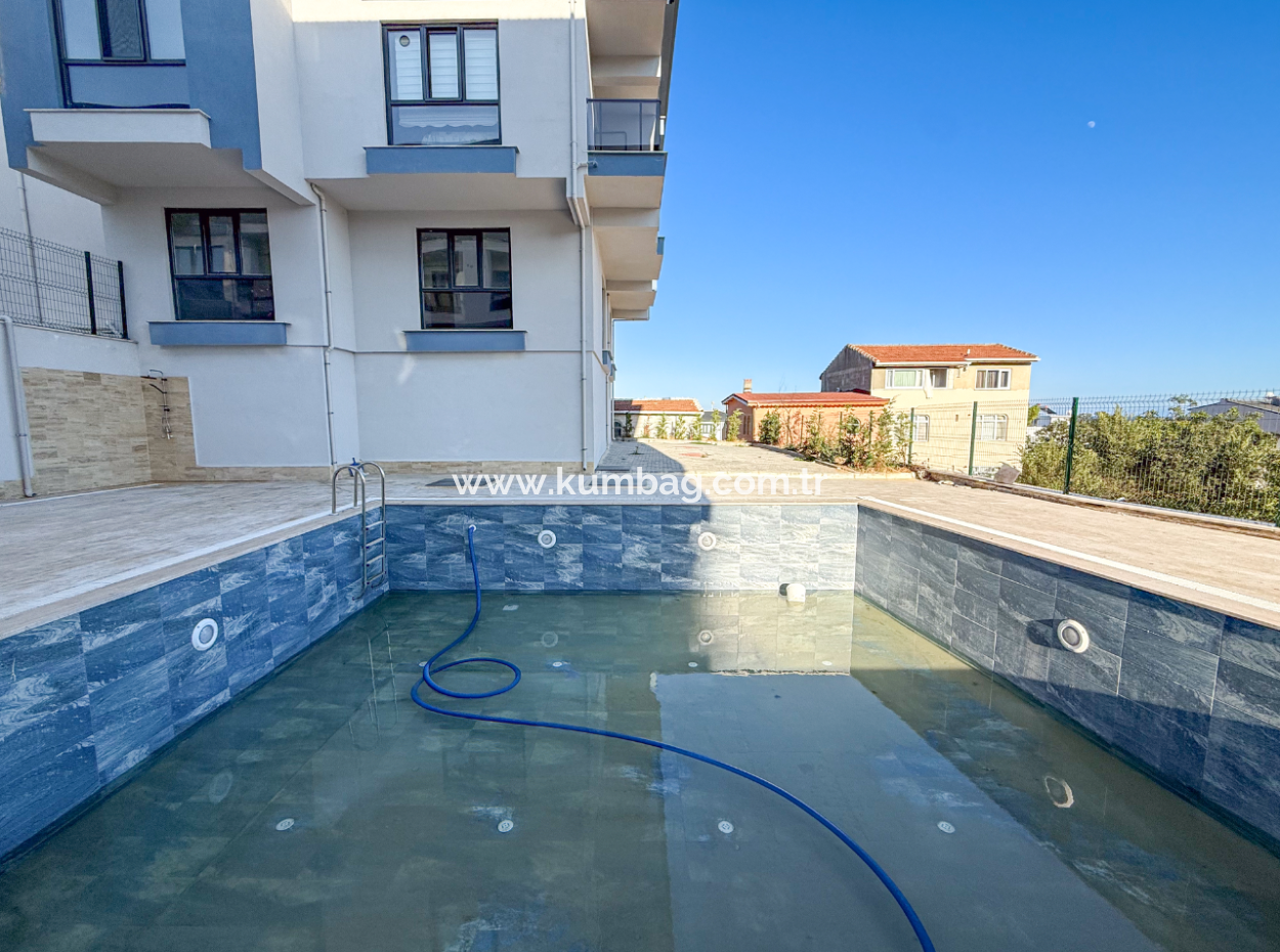 Geräumige, Luxuriöse 1 1 Wohnung Zum Verkauf In Barbaros Mit Meerblick