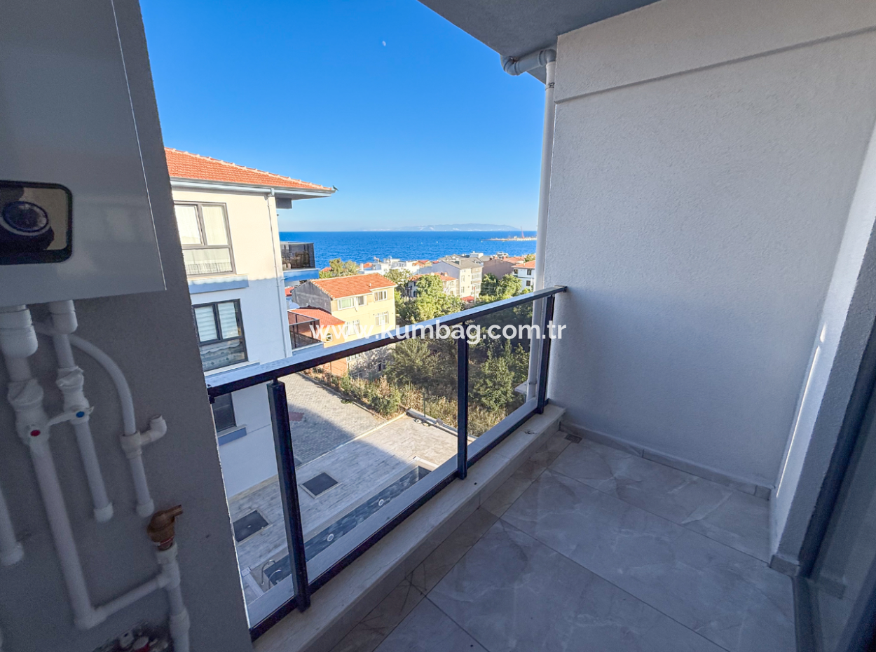 Geräumige, Luxuriöse 1 1 Wohnung Zum Verkauf In Barbaros Mit Meerblick