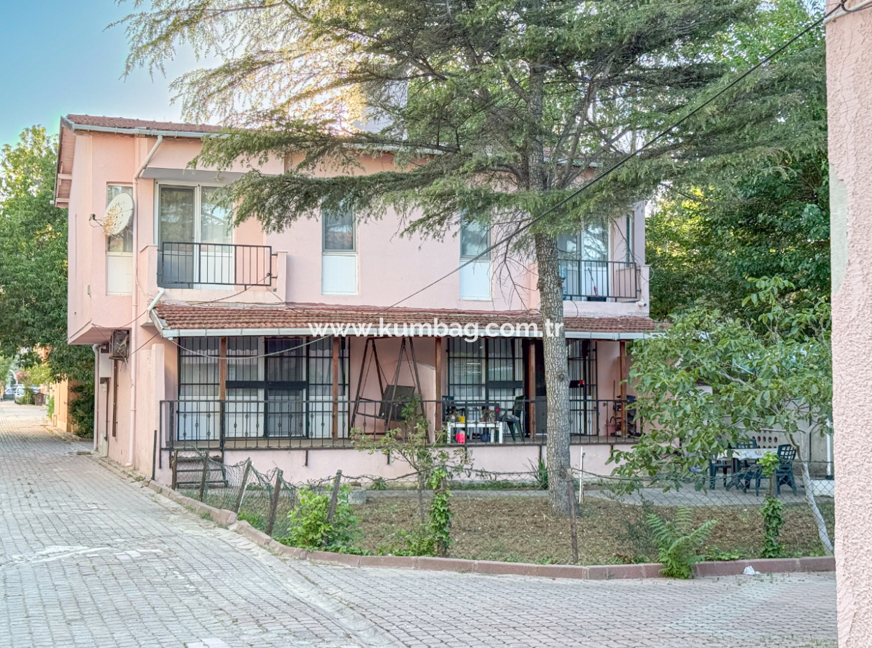  3 1 Villa Mit Garten Zu Verkaufen In Einem Komplex Direkt Am Meer In Kumbag