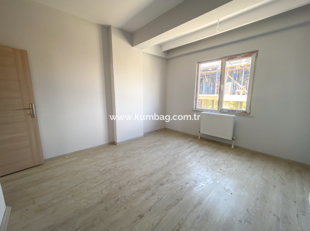 2 1 Wohnung Zu Vermieten In Einer Geschlossenen Wohnanlage Mit Pool Und Aquapark