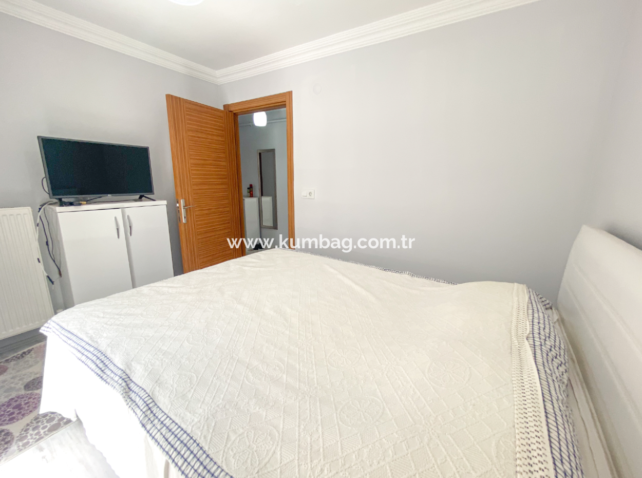 Möbliert 2 1 Wohnung Zum Verkauf Mit Meerblick Pool In Kumbag