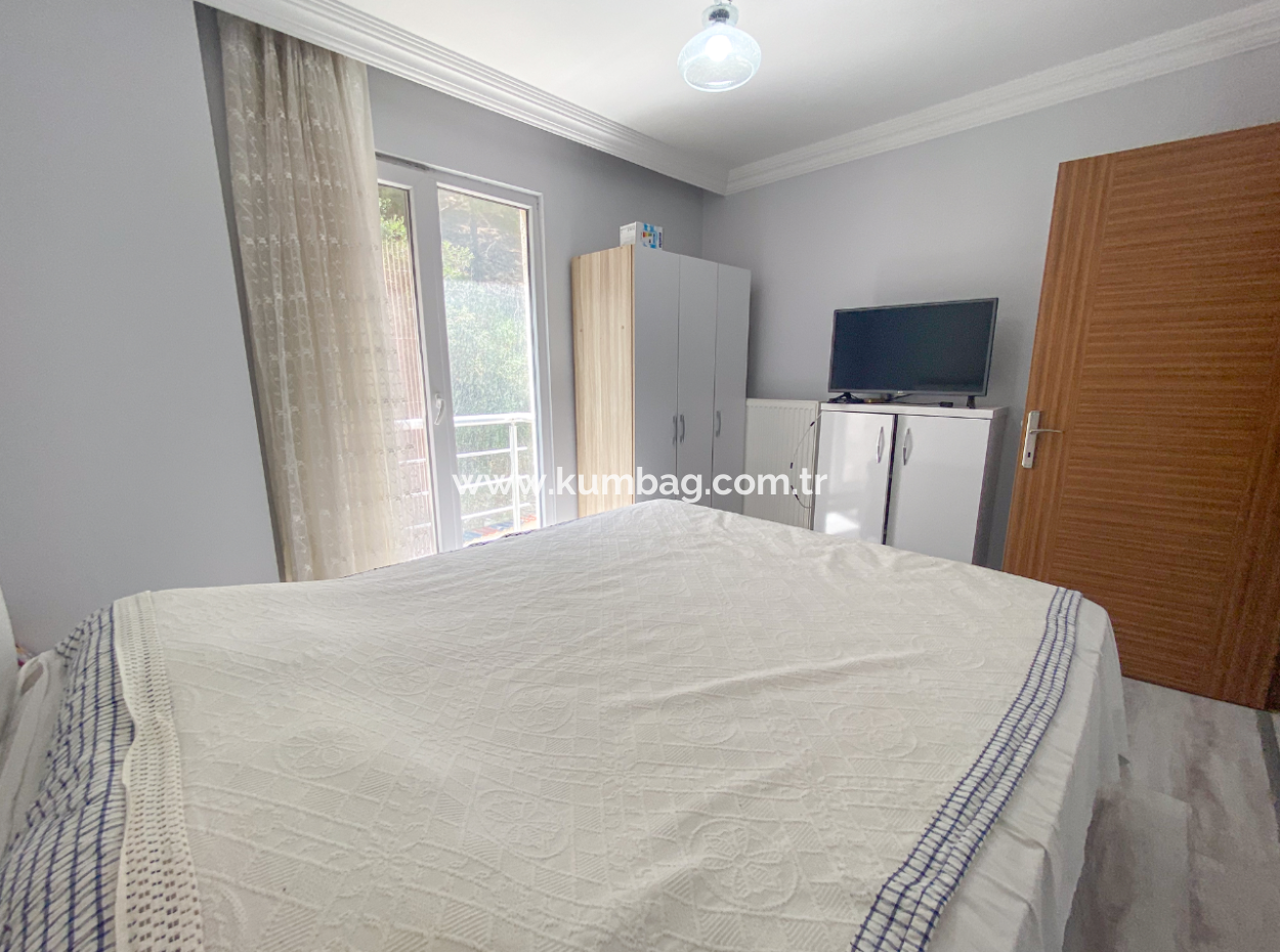 Möbliert 2 1 Wohnung Zum Verkauf Mit Meerblick Pool In Kumbag