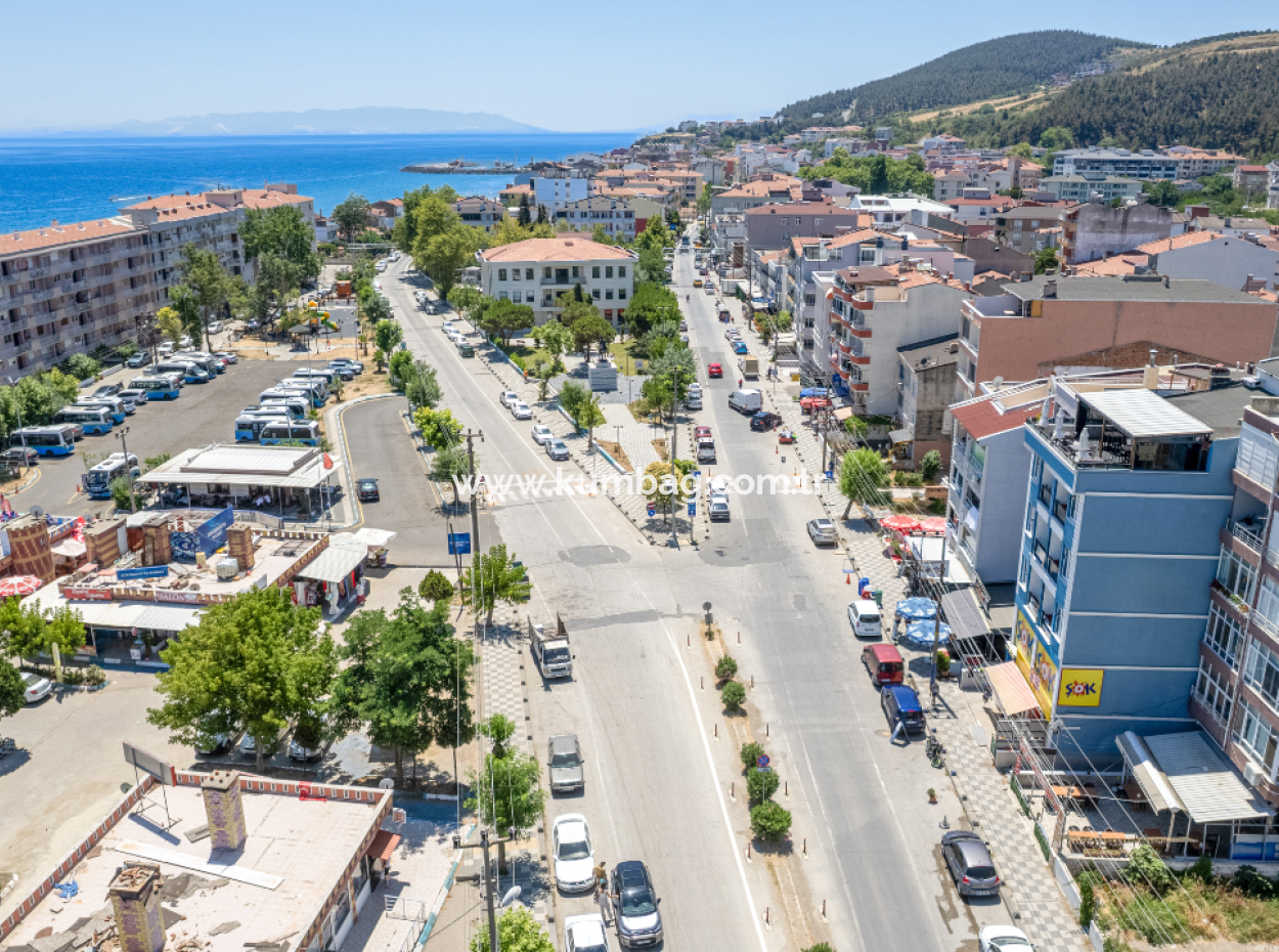 Aparthotel Zum Verkauf Auf Der Strasse In Der Nähe Der Küstenpromenade Von Kumbağ