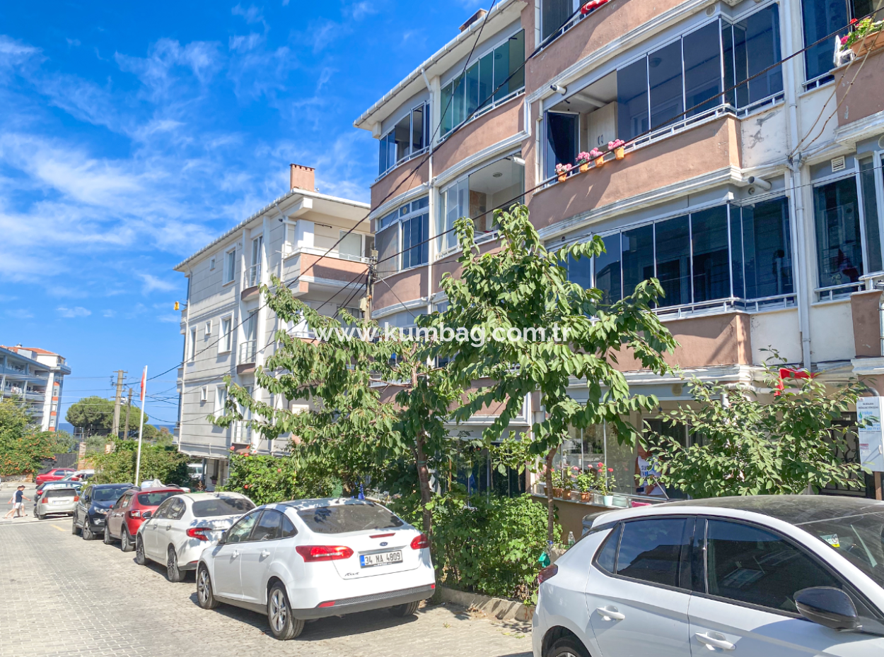 2 1 Wohnung Zum Verkauf Mit Grossem Balkon In Der Nähe Der Strasse In Kumbagh