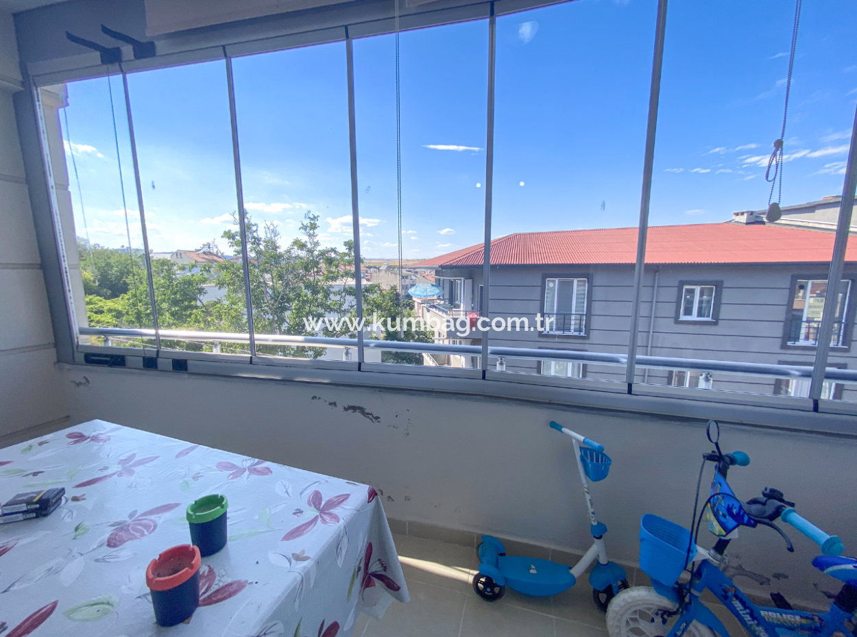 2 1 Wohnung Zum Verkauf Mit Grossem Balkon In Der Nähe Der Strasse In Kumbagh