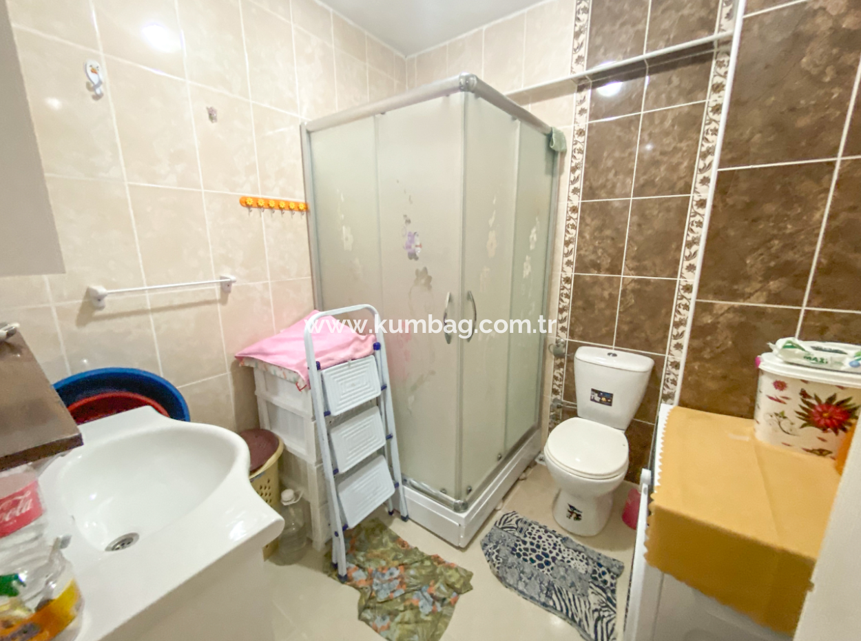 2 1 Wohnung Zum Verkauf Mit Grossem Balkon In Der Nähe Der Strasse In Kumbagh