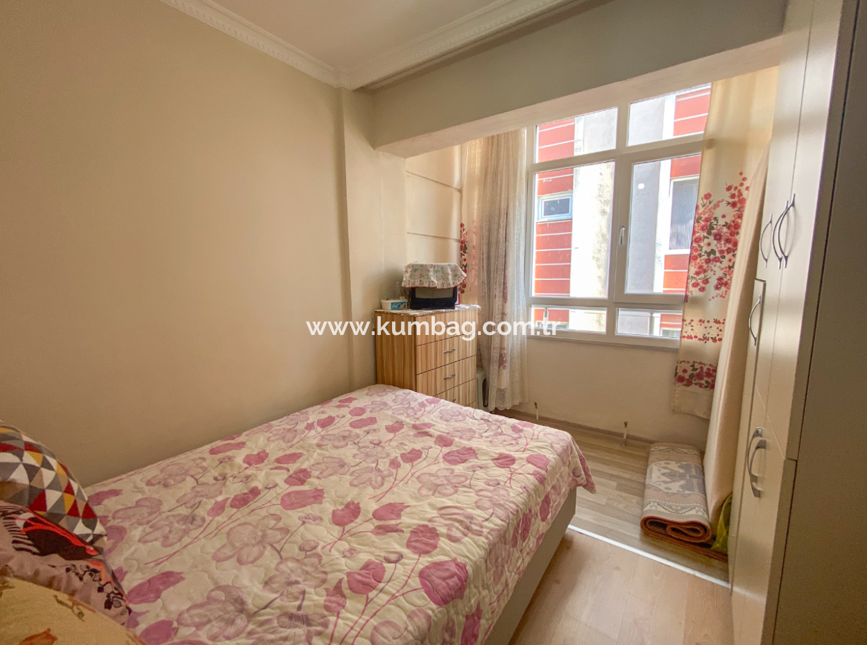 2 1 Wohnung Zum Verkauf Mit Grossem Balkon In Der Nähe Der Strasse In Kumbagh