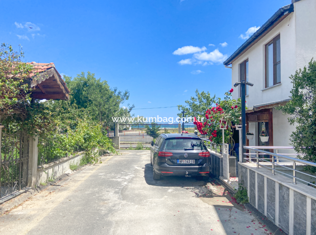 3 1 Gartenvilla Zum Verkauf Am Meer In Kumbagh