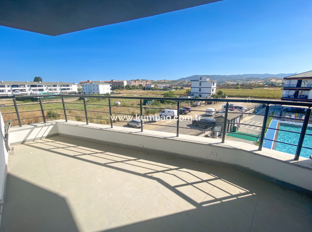 Luxus 2 1 Wohnungen Zu Vermieten In Der Nähe Des Meeres In Kumbağ Komplex Mit Pool