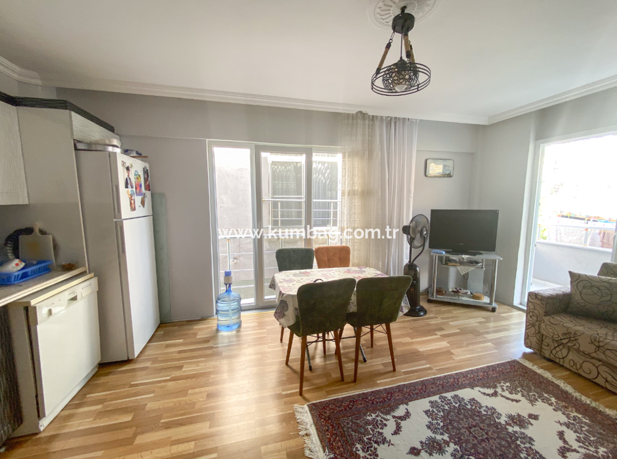 Geräumige 2 In 1 Möblierte Wohnung Zum Verkauf In Kumbagh In Der Nähe Der Pazar Street