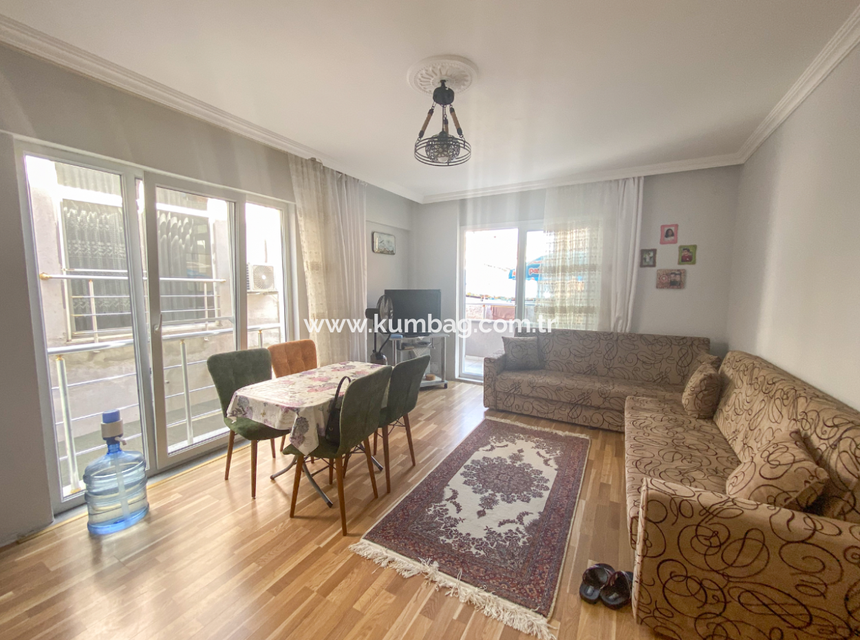 Geräumige 2 In 1 Möblierte Wohnung Zum Verkauf In Kumbagh In Der Nähe Der Pazar Street