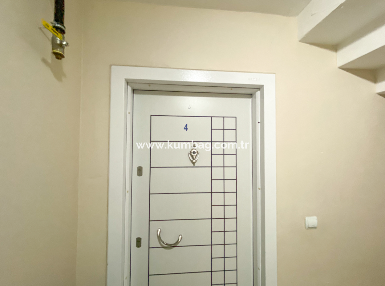 Geräumige 2 In 1 Möblierte Wohnung Zum Verkauf In Kumbagh In Der Nähe Der Pazar Street