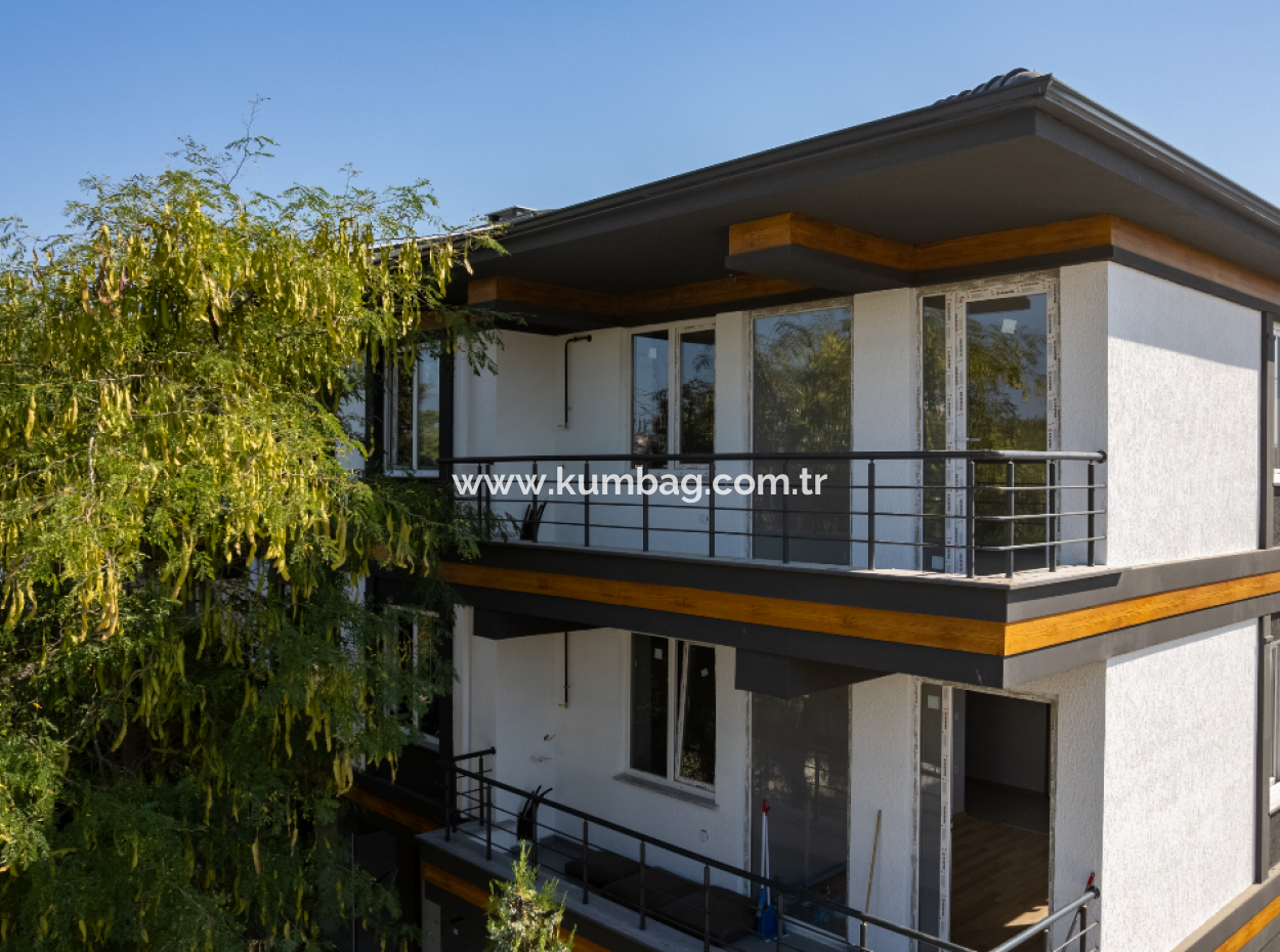 Luxus 1 1 Wohnungen Zum Verkauf In Kumbag Sea Side Komplex Mit Pool