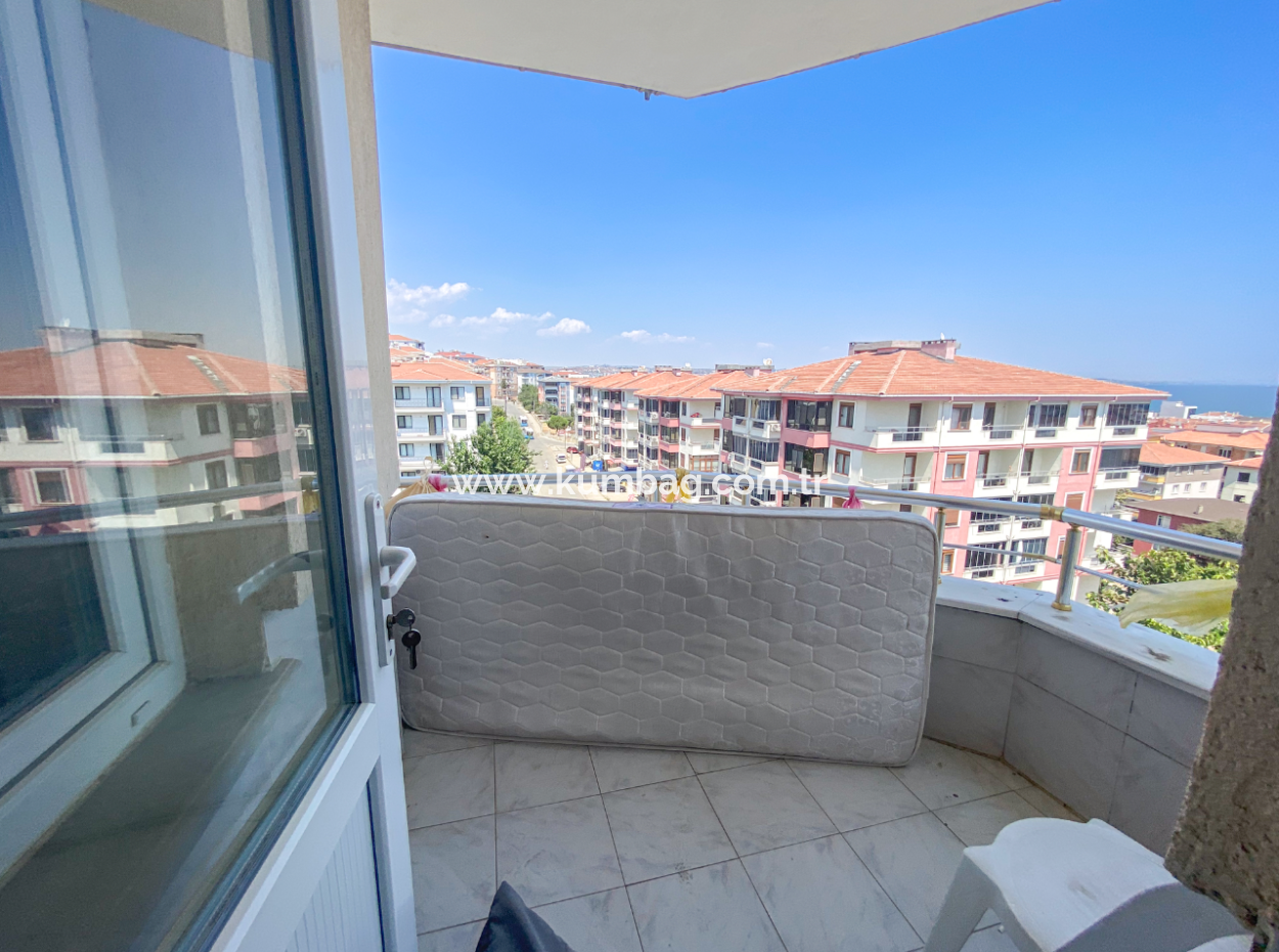 Altinova Mah. 2 1 Wohnung Zum Verkauf Mit Meerblick In Einem Komplex