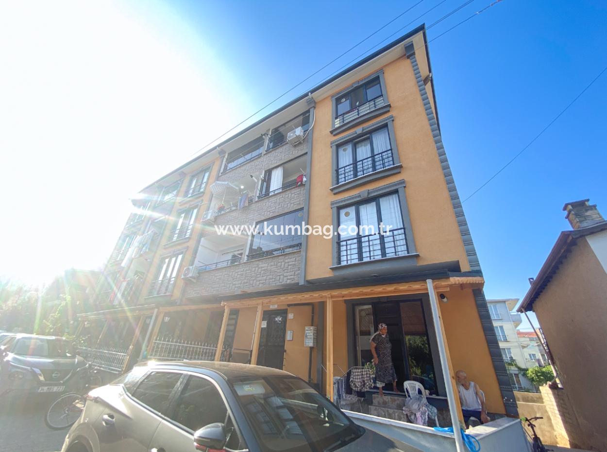 Geräumige 2 1 Wohnung Zum Verkauf In Einem Neubau In Der Nähe Der Kumbağ Marktstrasse