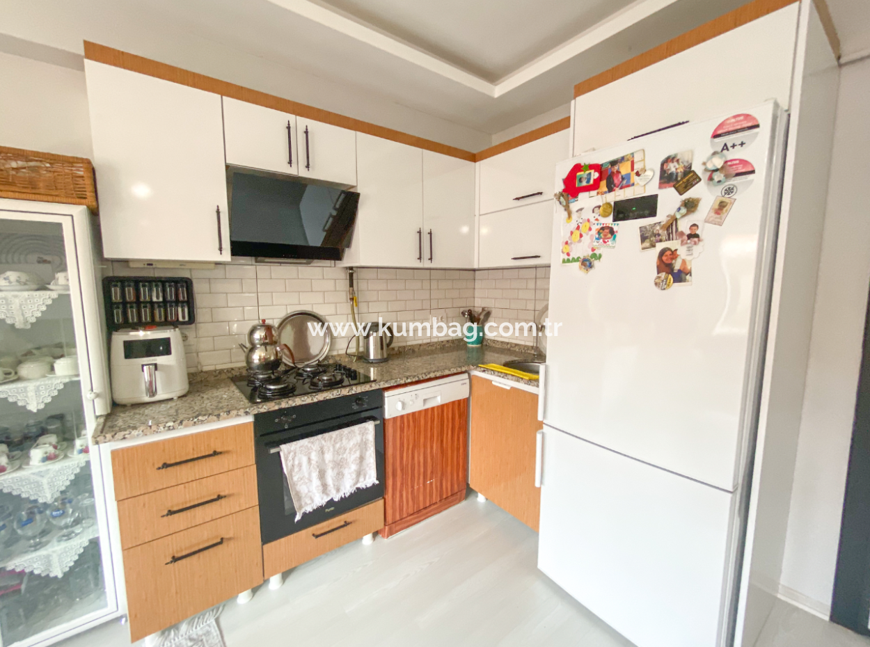 Geräumige 2 1 Wohnung Zum Verkauf In Einem Neubau In Der Nähe Der Kumbağ Marktstrasse