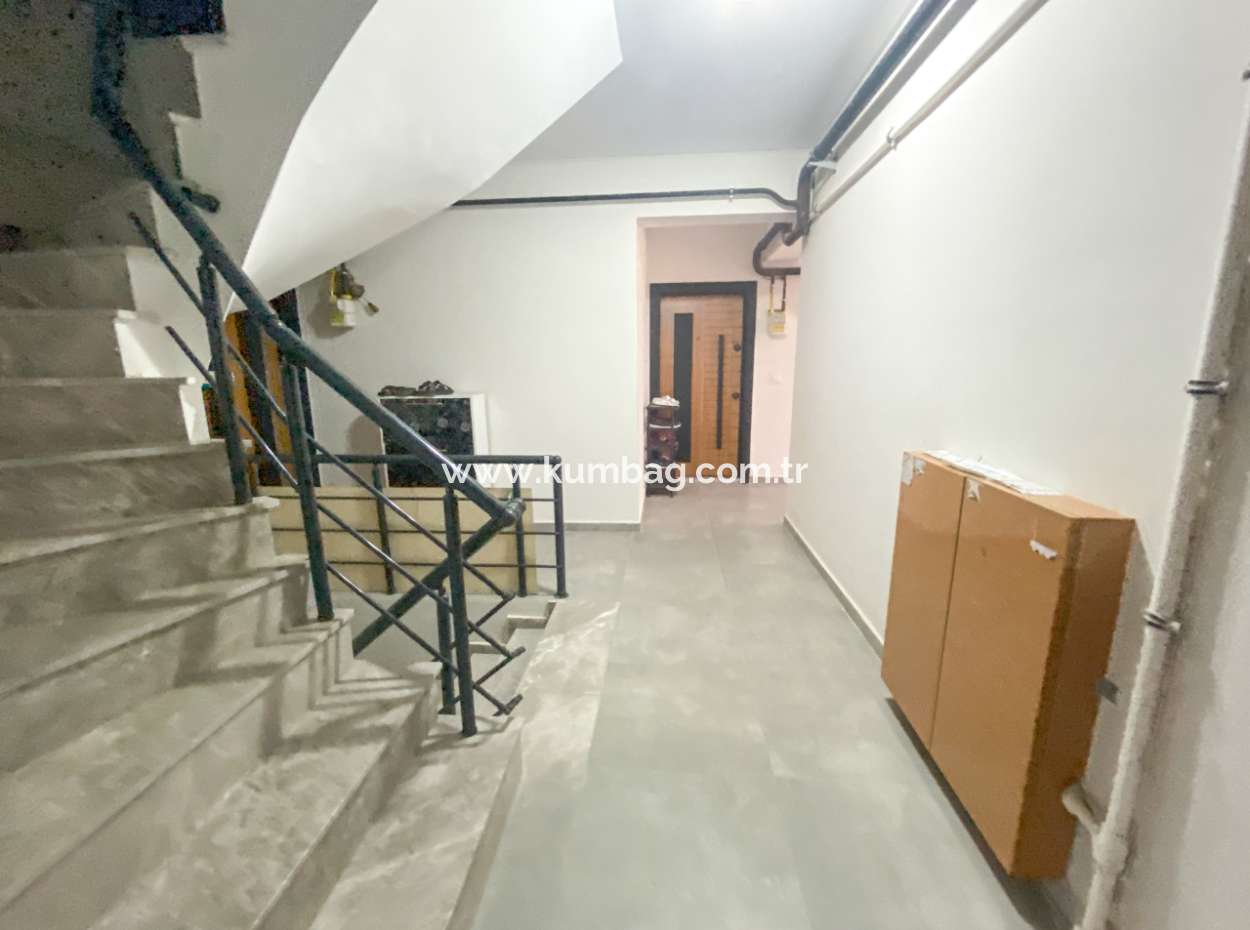 Geräumige 2 1 Wohnung Zum Verkauf In Einem Neubau In Der Nähe Der Kumbağ Marktstrasse