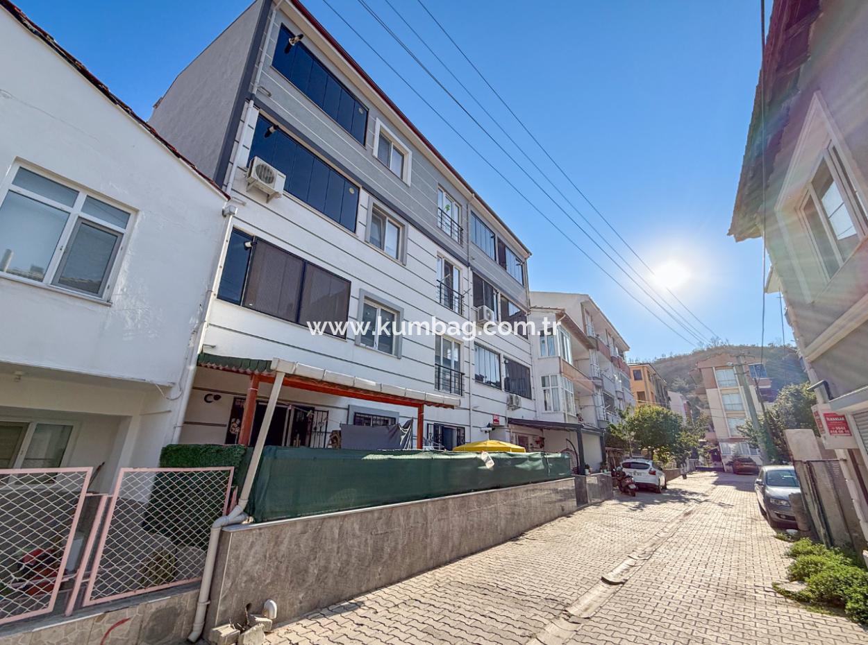 2 1 Wohnung Zu Vermieten Mit Grossen Möbeln In Der Nähe Der Kumbağ Pazar Strasse