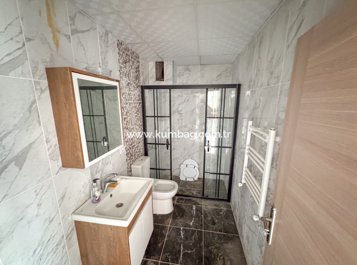 1 1 Wohnung Mit Garten Zum Verkauf In Einer Geschlossenen Wohnanlage Mit Pool Und Aquapark