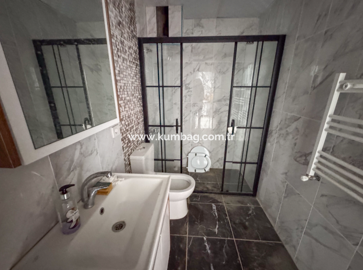 1 1 Wohnung Mit Garten Zum Verkauf In Einer Geschlossenen Wohnanlage Mit Pool Und Aquapark