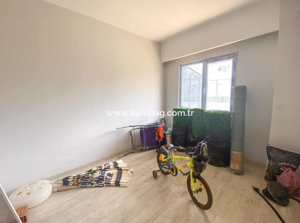 1 1 Wohnung Mit Garten Zum Verkauf In Einer Geschlossenen Wohnanlage Mit Pool Und Aquapark