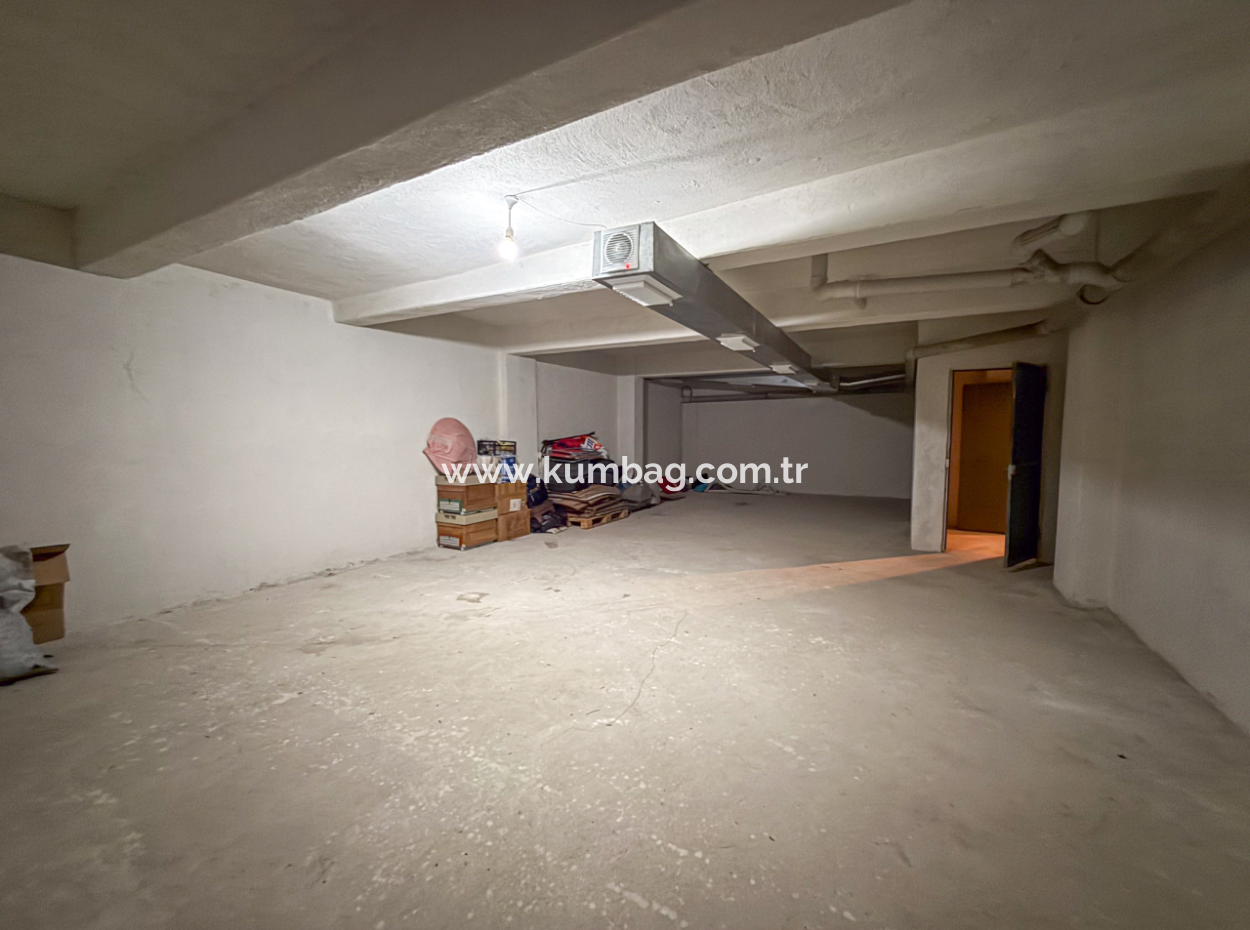 1 1 Wohnung Zum Verkauf Mit Wohnung Direkt Im Zentrum Von Kumbağ