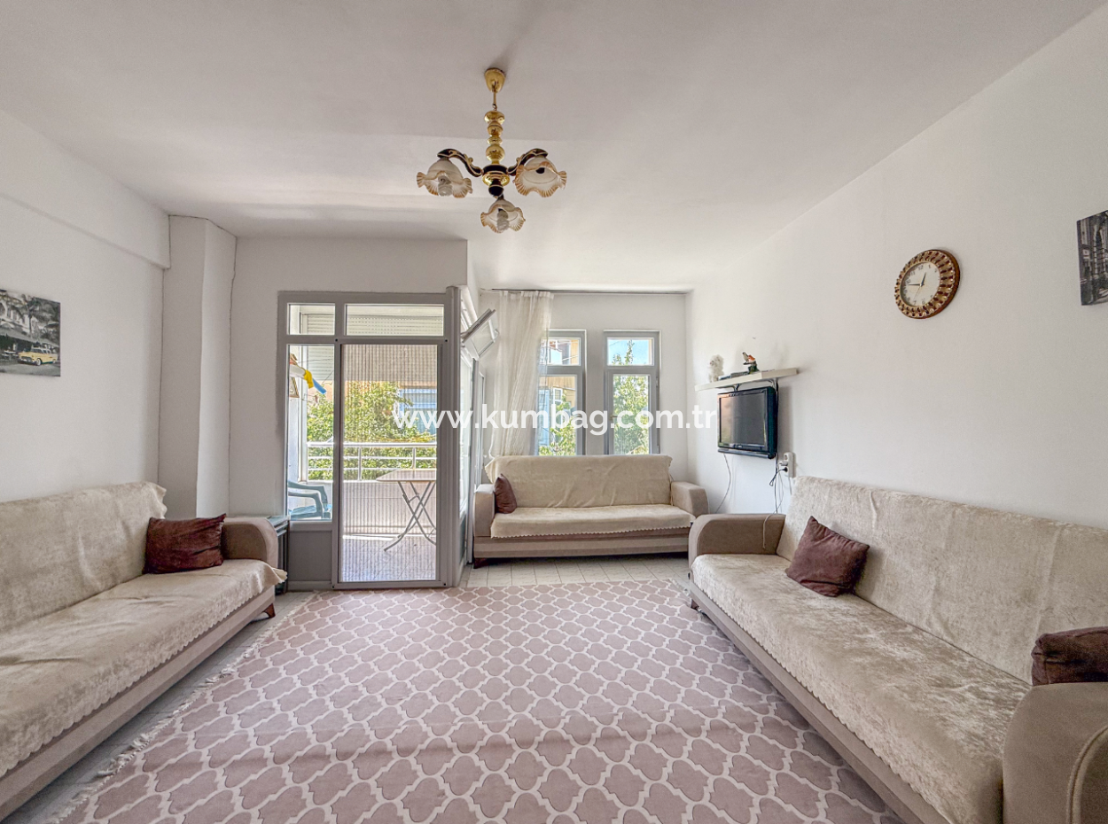 2 1 Wohnung Zum Verkauf In Kumbag, Ganz In Der Nähe Von Gundal Beach