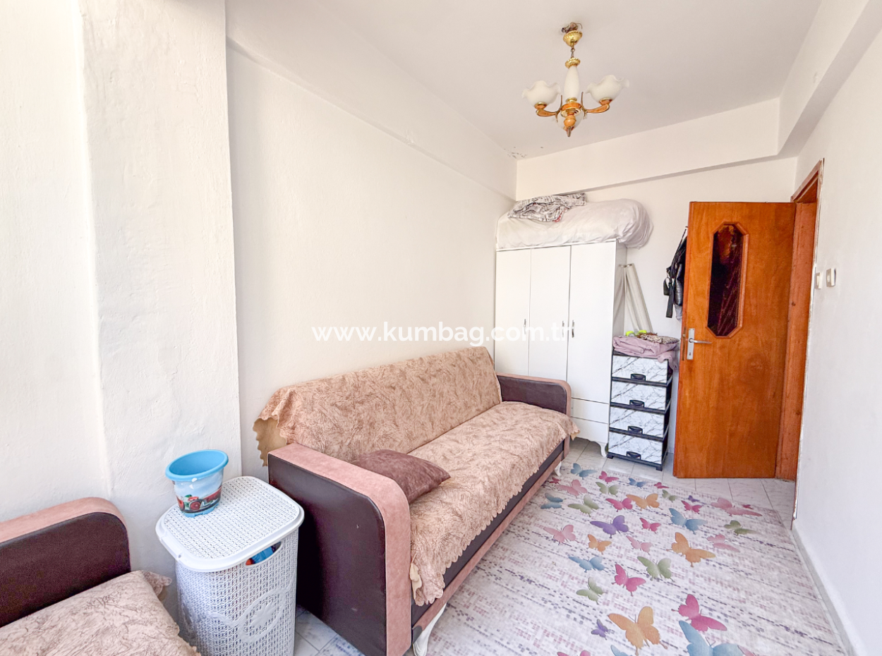 2 1 Wohnung Zum Verkauf In Kumbag, Ganz In Der Nähe Von Gundal Beach