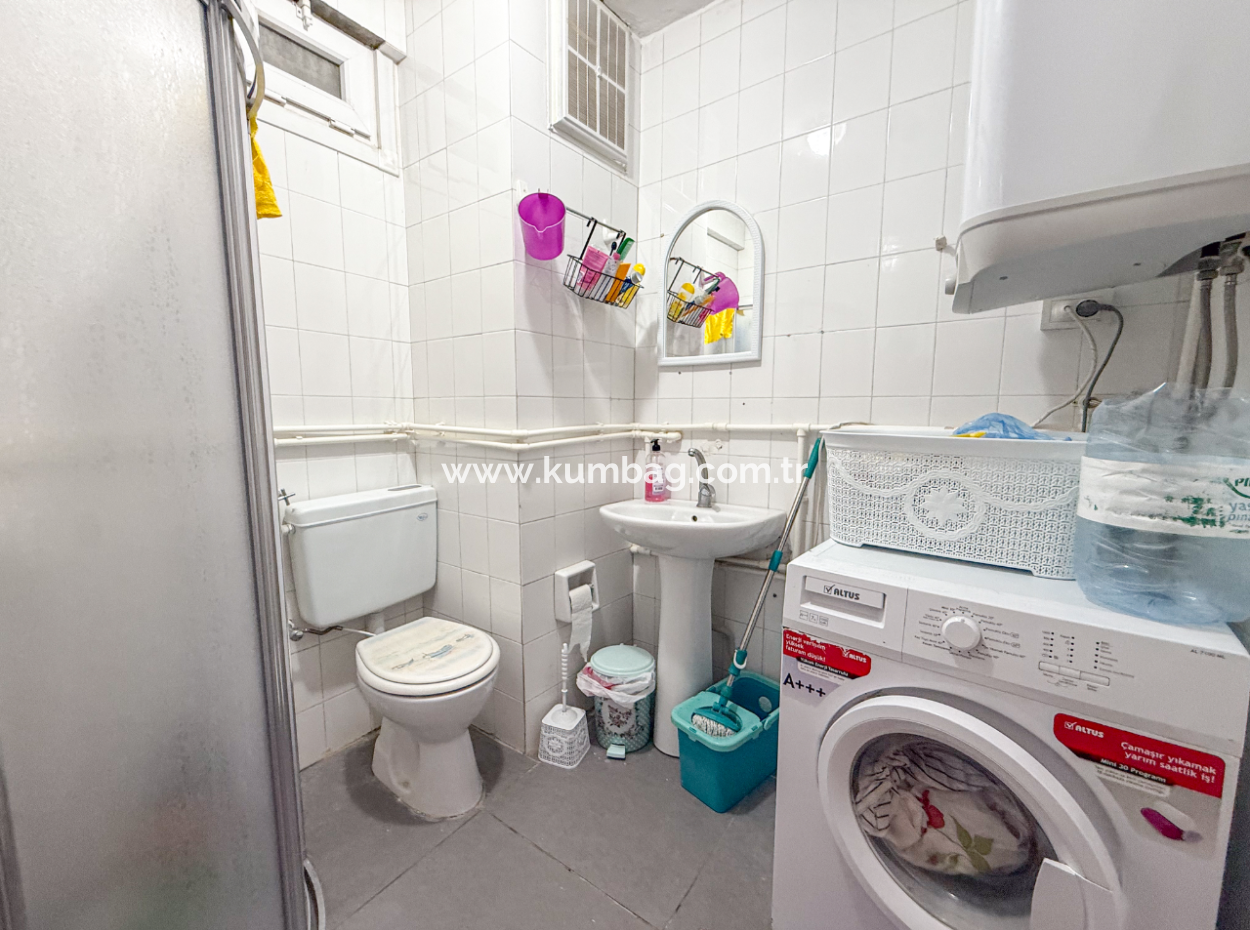 2 1 Wohnung Zum Verkauf In Kumbag, Ganz In Der Nähe Von Gundal Beach