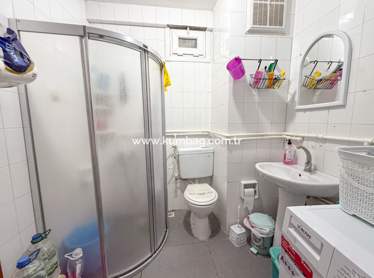 2 1 Wohnung Zum Verkauf In Kumbag, Ganz In Der Nähe Von Gundal Beach