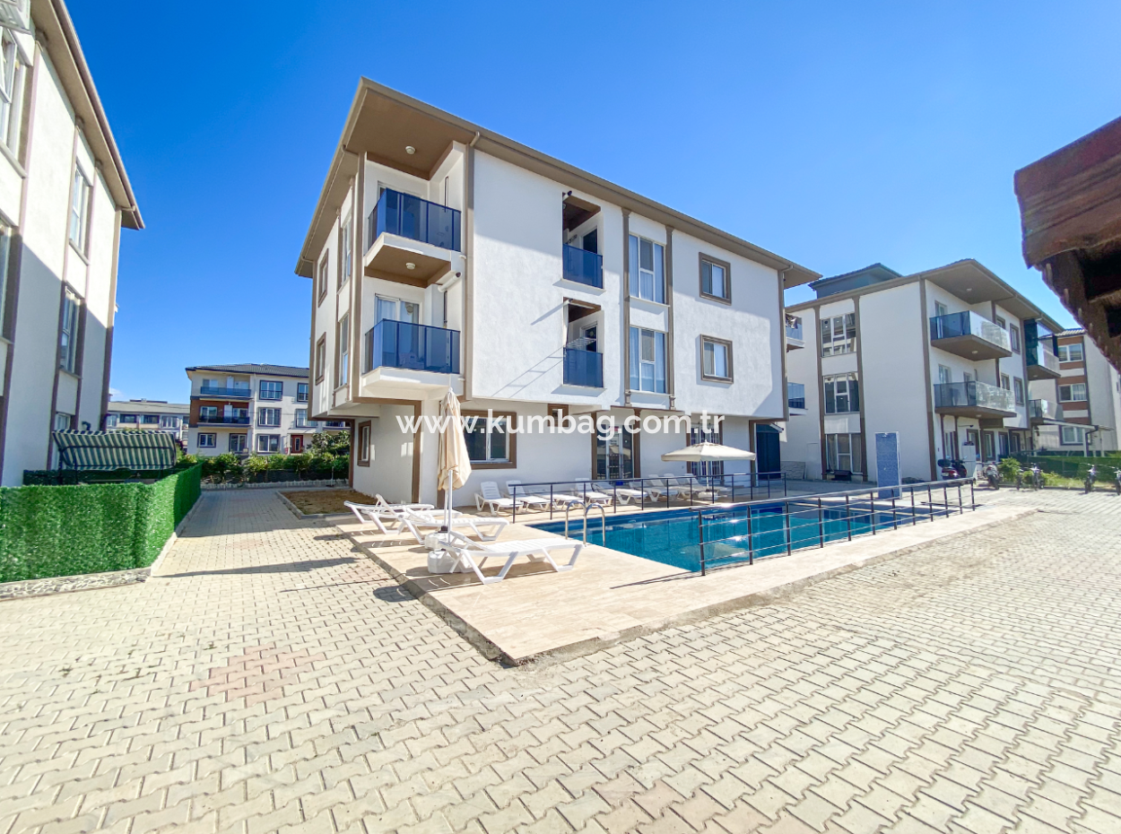 2 1 Brandneue Wohnungen Zur Miete In Der Nähe Des Meeres Im Kumbağ Pool Complex