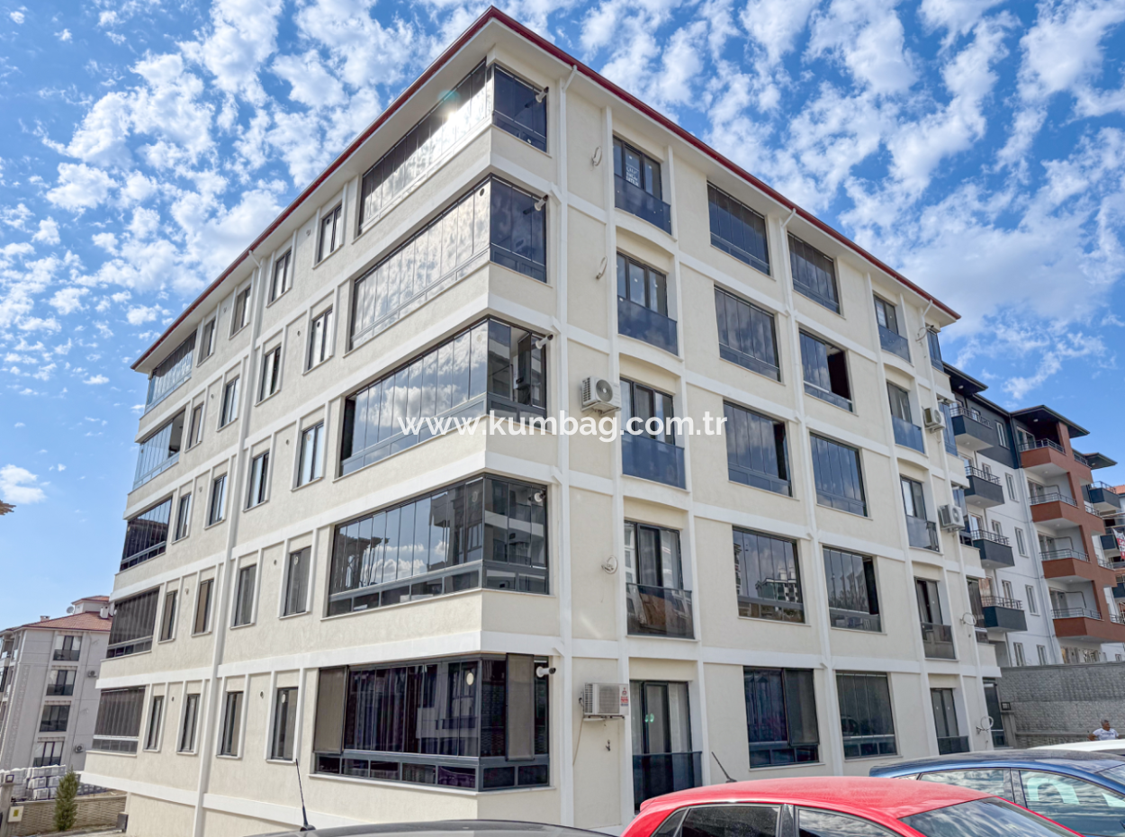 Luxus Sehr Geräumige 2 1 Wohnung Zu Vermieten In Neubau Im Stadtteil Atatürk 