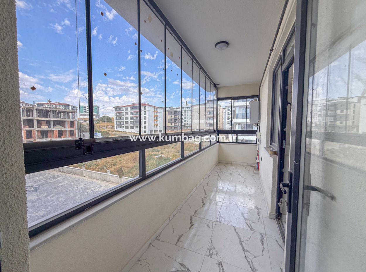 Luxus Sehr Geräumige 2 1 Wohnung Zu Vermieten In Neubau Im Stadtteil Atatürk 