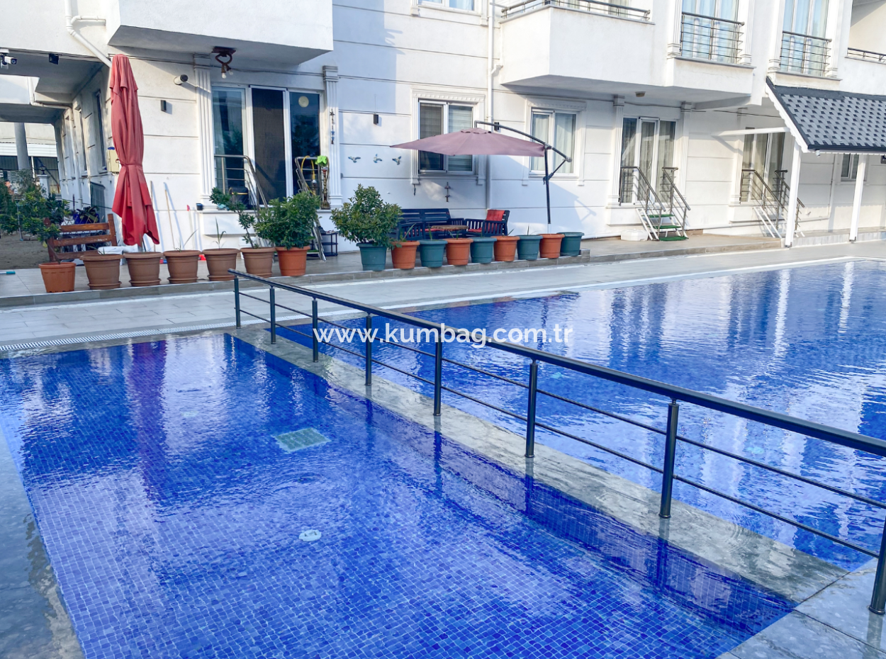 1 1 Wohnung Zu Vermieten Mit Garten Auf Einem Grundstück Mit Pool In Kumbağ