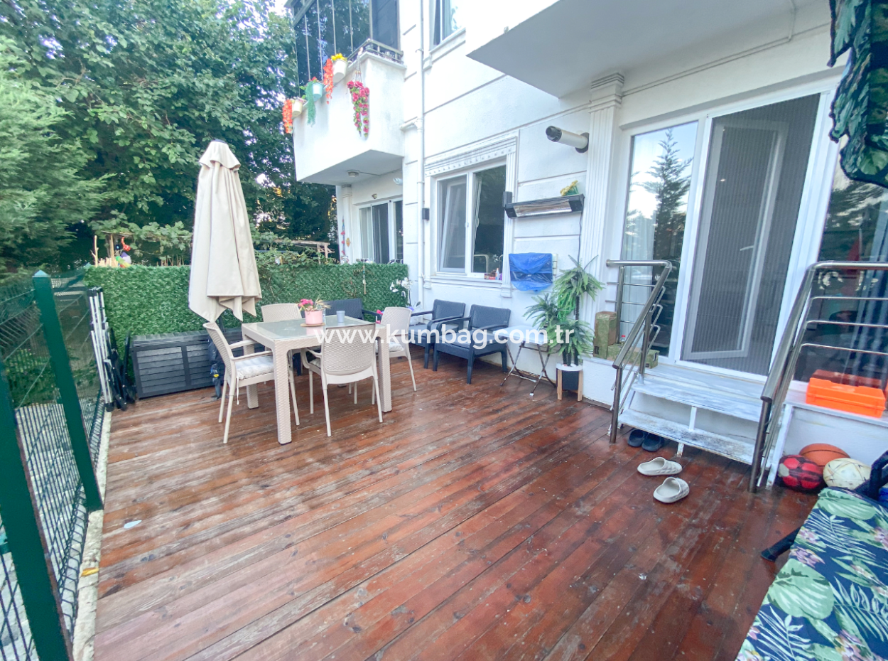 1 1 Wohnung Zu Vermieten Mit Garten Auf Einem Grundstück Mit Pool In Kumbağ