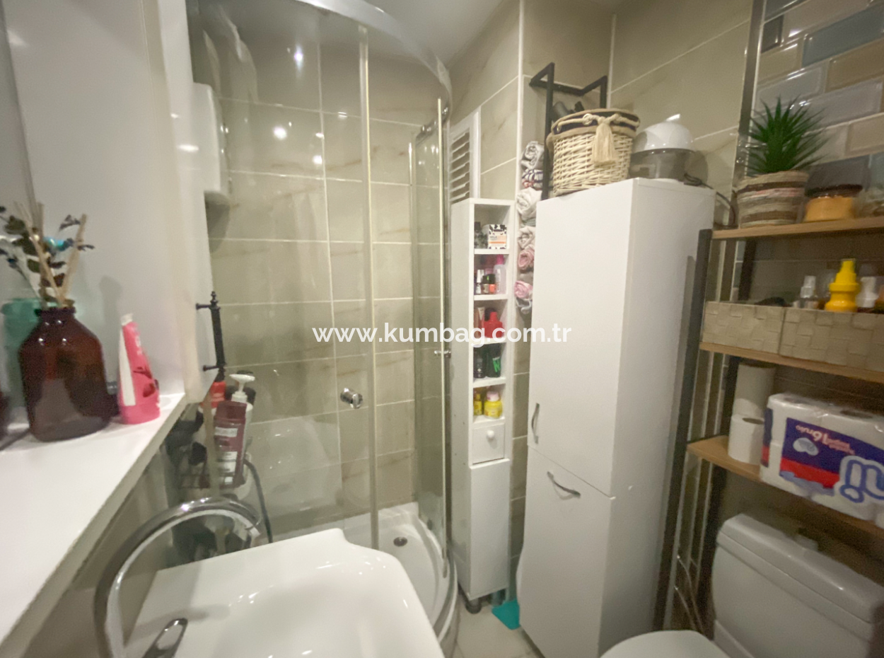 1 1 Wohnung Zu Vermieten Mit Garten Auf Einem Grundstück Mit Pool In Kumbağ