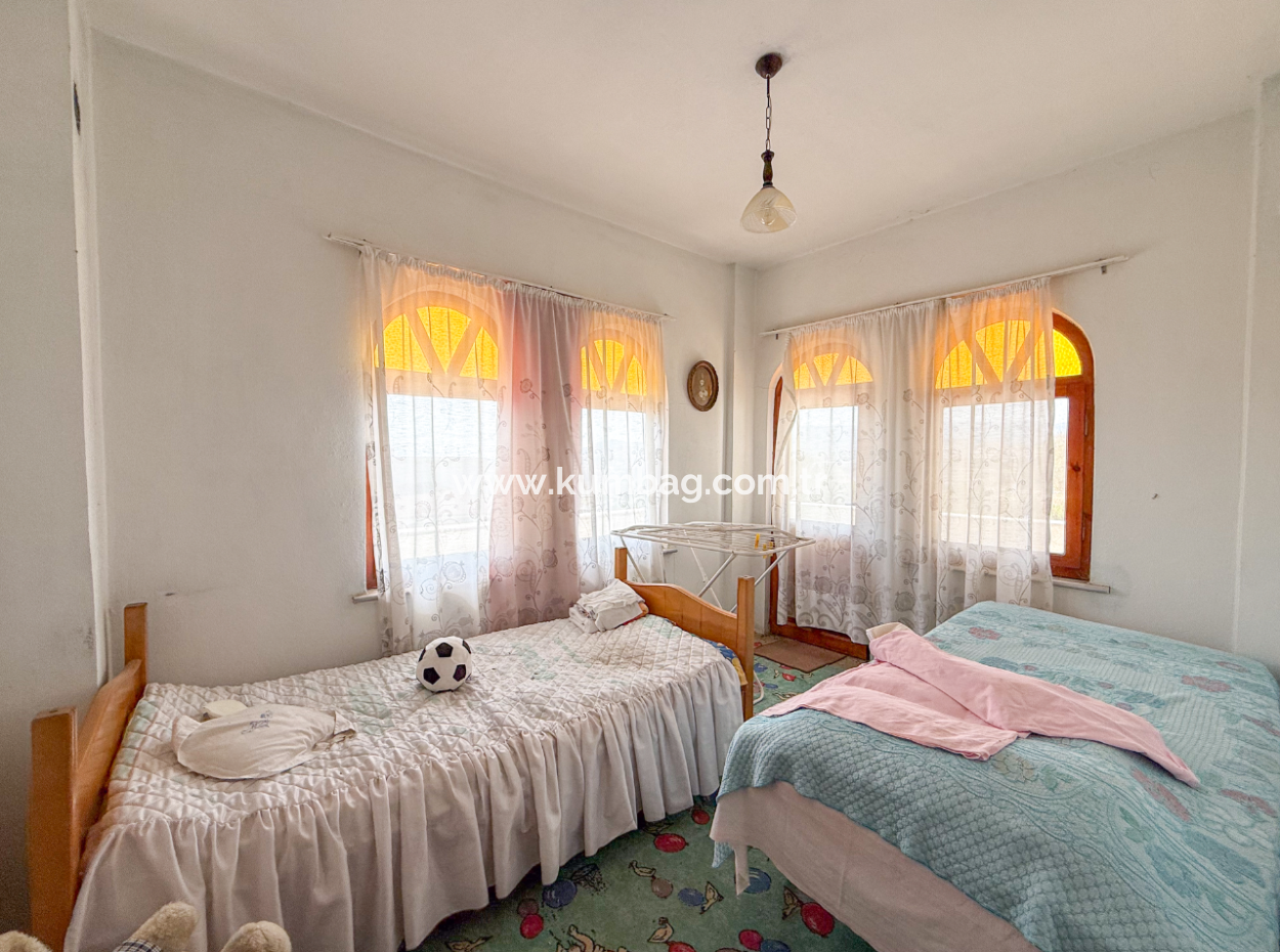 4 1 Triplex Villa Zum Verkauf Mit Grosser Terrasse Mit Meerblick In Kumbağ