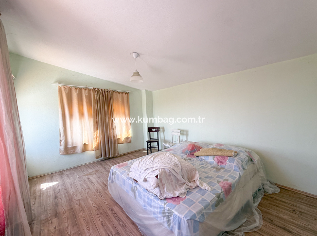 4 1 Triplex Villa Zum Verkauf Mit Grosser Terrasse Mit Meerblick In Kumbağ