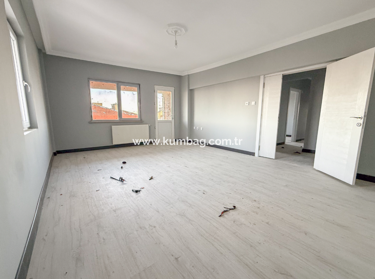 Sehr Geräumige 3 1 Wohnung Zu Vermieten In Zentraler Lage In Altinova