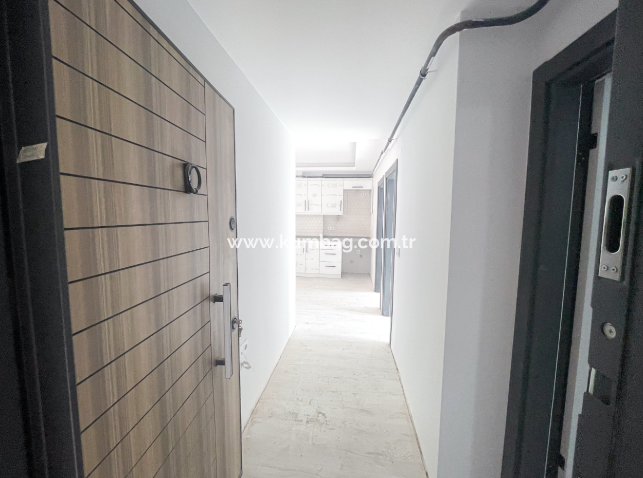 2 1 Wohnungen Zum Verkauf In Einem Neubau In Kumbağ Mit Geräumigkeit Und In Der Nähe Des Meeres