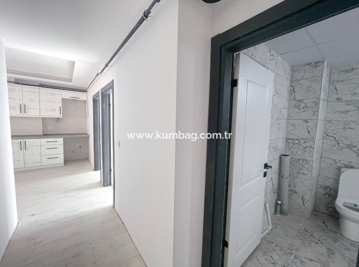 2 1 Wohnungen Zum Verkauf In Einem Neubau In Kumbağ Mit Geräumigkeit Und In Der Nähe Des Meeres