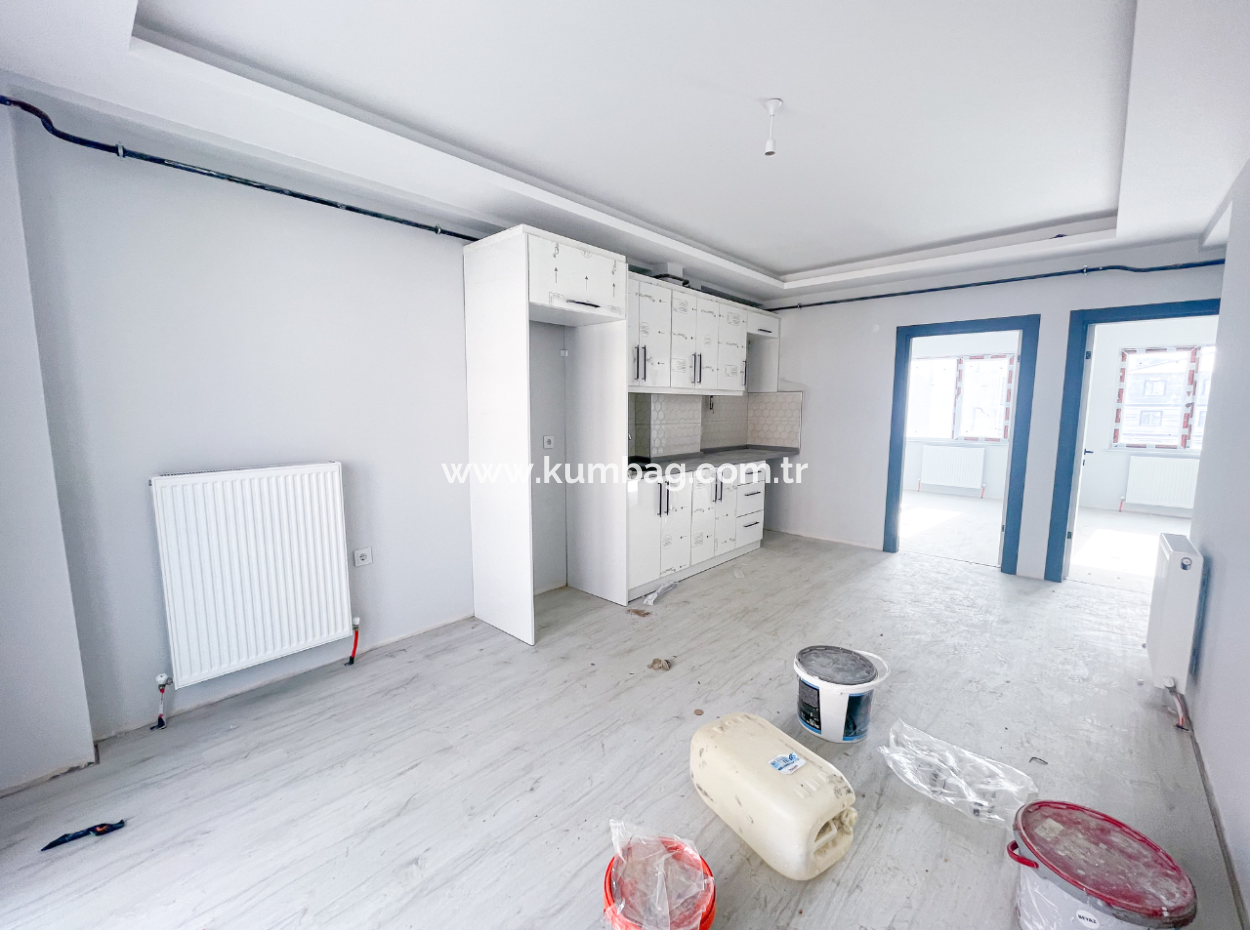 2 1 Wohnungen Zum Verkauf In Einem Neubau In Kumbağ Mit Geräumigkeit Und In Der Nähe Des Meeres