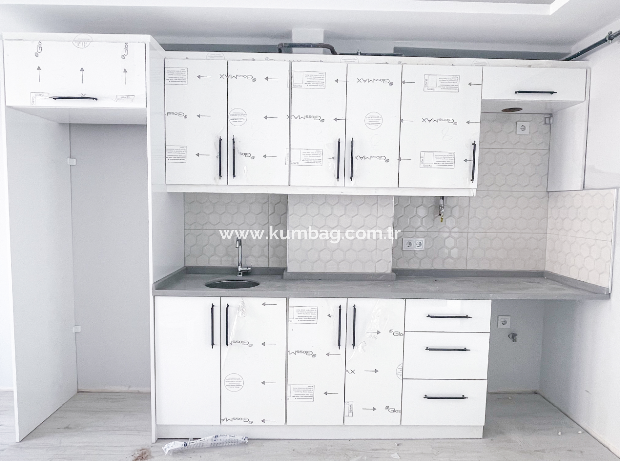 2 1 Wohnungen Zum Verkauf In Einem Neubau In Kumbağ Mit Geräumigkeit Und In Der Nähe Des Meeres