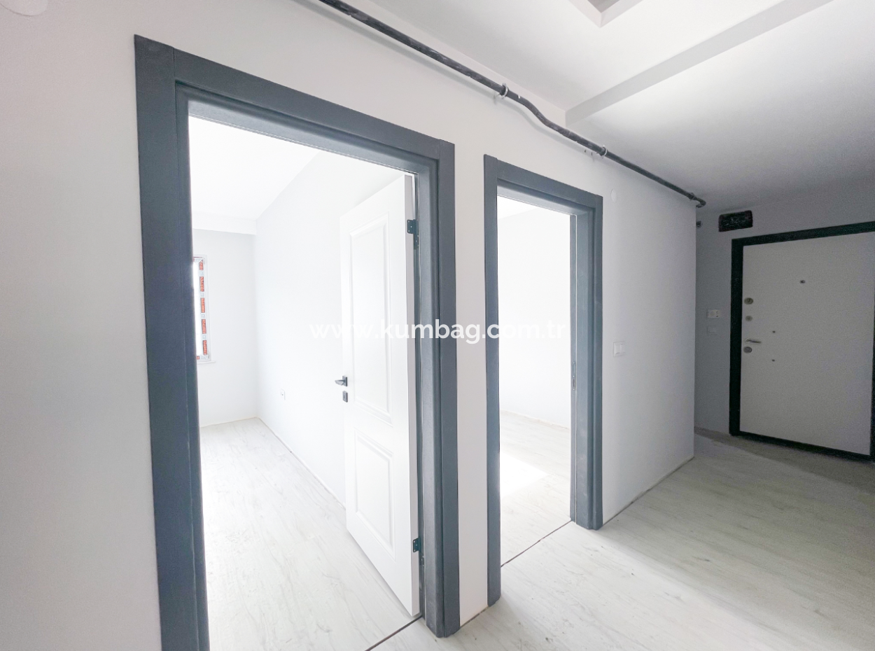 2 1 Wohnungen Zum Verkauf In Einem Neubau In Kumbağ Mit Geräumigkeit Und In Der Nähe Des Meeres