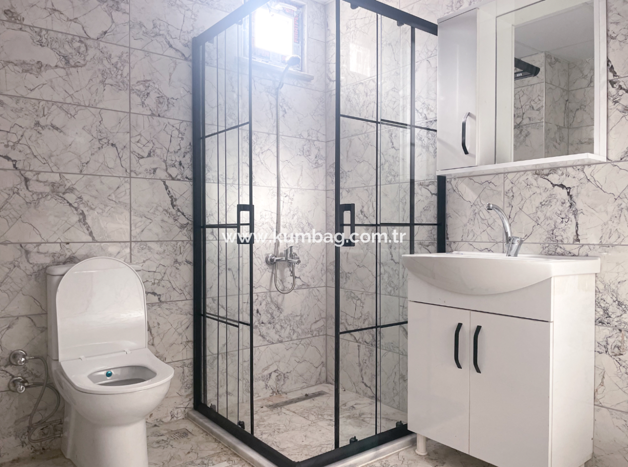 2 1 Wohnungen Zum Verkauf In Einem Neubau In Kumbağ Mit Geräumigkeit Und In Der Nähe Des Meeres