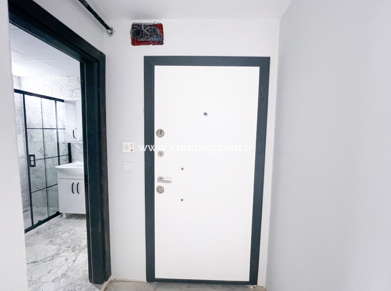 2 1 Wohnungen Zum Verkauf In Einem Neubau In Kumbağ Mit Geräumigkeit Und In Der Nähe Des Meeres