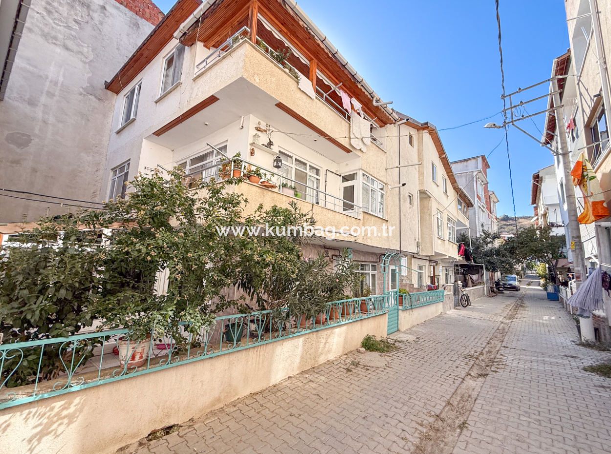 3 1 Wohnung Zum Verkauf Sehr Gross Mit Doppelgarten In Der Kumbağ Marktstrasse 